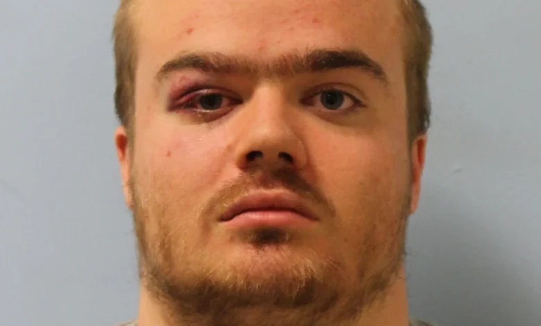 Man who threw boy off Tate Modern balcony sentenced for attacking nurses at Broadmoor