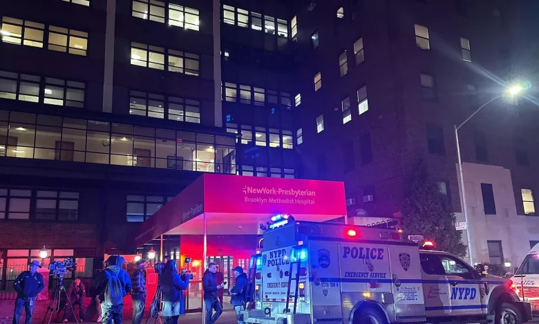 Man wielding sharp object shot by police in Brooklyn hospital