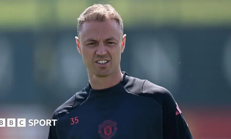 Manchester United: Jonny Evans set to return as interim boss Darren Fletcher's assistant