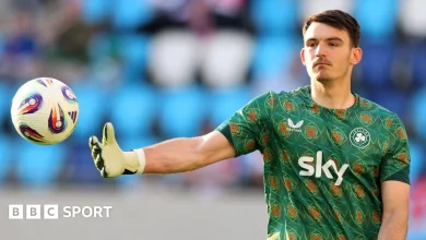 Max O'Leary: West Bromwich Albion sign Republic of Ireland goalkeeper from Bristol City