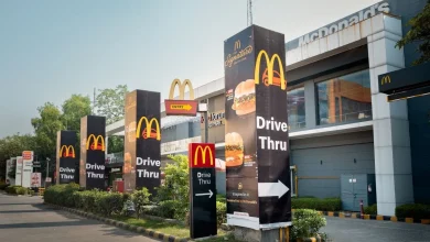 McDonald's issues statement after employee allegedly double charges customers for orders