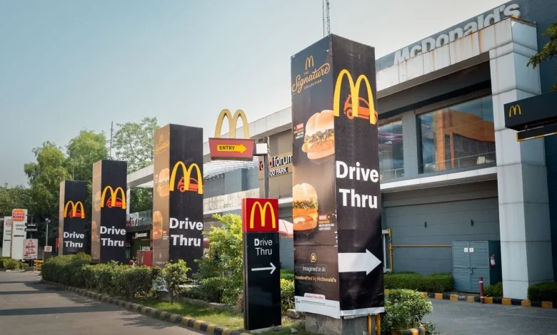 McDonald's issues statement after employee allegedly double charges customers for orders