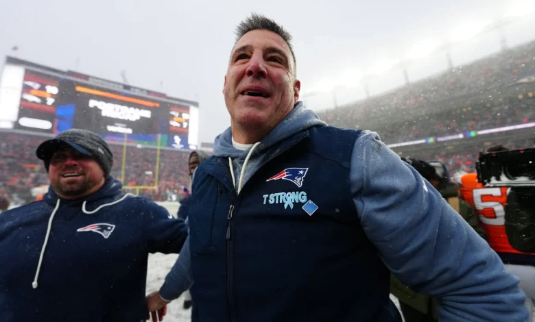 Mike Vrabel on fourth down decisions: We try to predict how many points we'll need to win