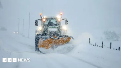 More ice and snow warnings in place after weather closes more than 1,000 UK schools