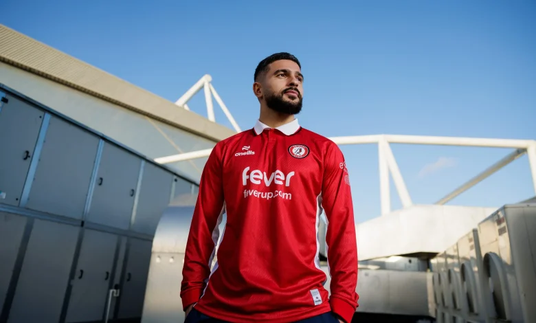 Morsy signs for City