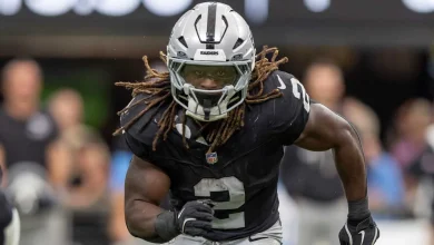 NFL Fantasy 2025 Start 'Em, Sit 'Em: Running backs for Week 17