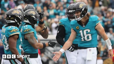 NFL: Scores, results, team news, radio & updates from final day of regular season, as Jaguars target AFC top seed