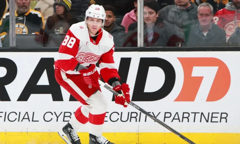 NHL On Tap: Kane 3 points from U.S. record with Red Wings visiting Maple Leafs