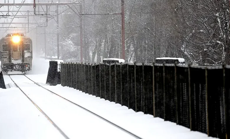 NJ Transit update as snow, ice disrupt Monday commute
