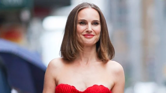 Natalie Portman Will Take Your Breath Away in Daring Swimsuit