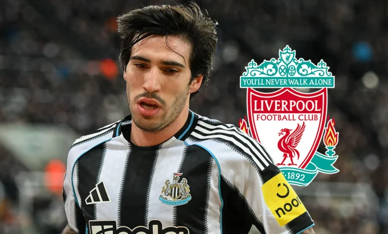 Newcastle star 'could be tempted' by record-breaking Liverpool 'offer' after Romano transfer update