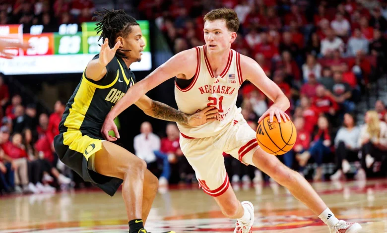 No. 8 Nebrasketball Stays Perfect With Dominant Win Over Oregon