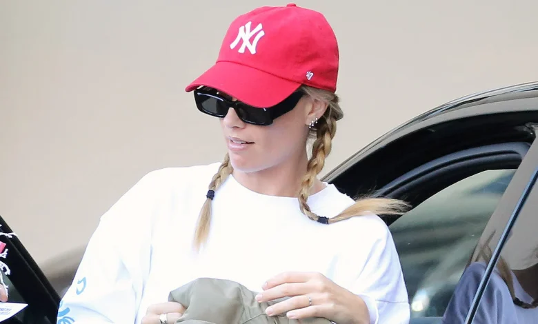 Not Even Margot Robbie Can Resist the Pull of This Viral Sneaker Trend