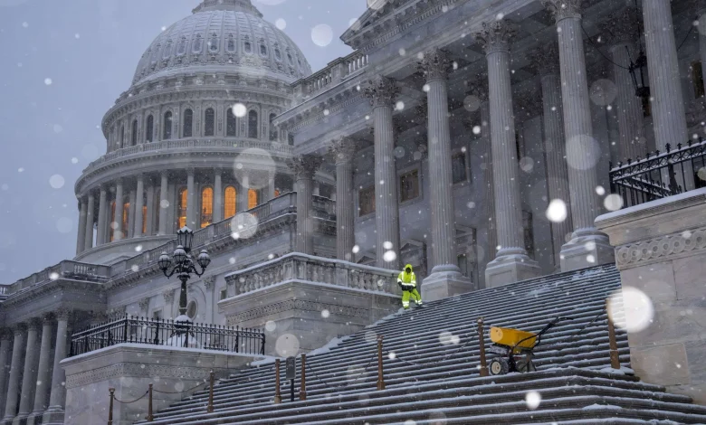 OPM to delay DC federal offices opening by 1 hour for Wednesday
