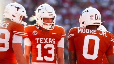One Texas Wide Receiver Surprised by DeAndre Moore Jr.'s Transfer Decision