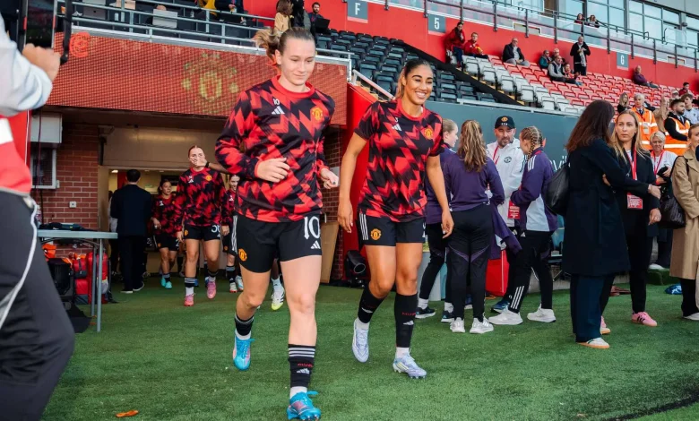 One-year options taken on United Women contracts