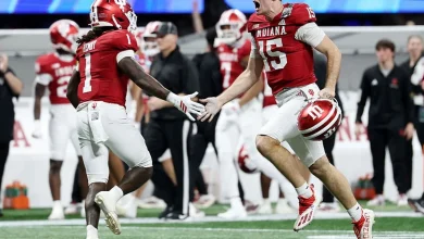 Oregon vs. Indiana score, live updates: Hoosiers lead Ducks 35-7 in second half at Peach Bowl