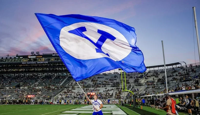 Oregon wide receiver Kyler Kasper is transferring to BYU