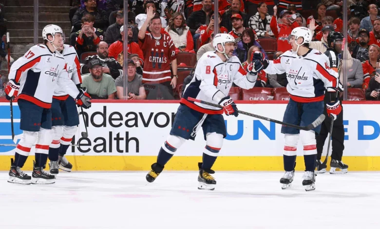 Ovechkin, Capitals defeat Blackhawks in Bedard return