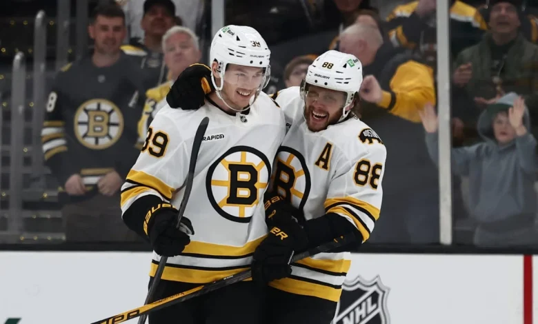 Pastrnak earns 900th point