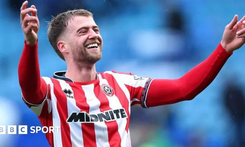 Patrick Bamford: Sheffield United striker signs 18-month contract