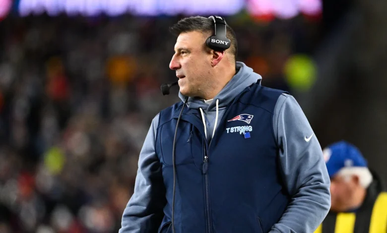 Patriots' Mike Vrabel Gives Instant Reaction To Dominant Playoff Win