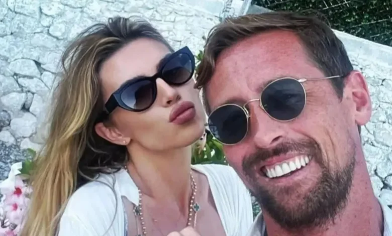 Peter Crouch in EPIC fail after buying wife Abbey Clancy luxury jewellery gift for her 40th birthday