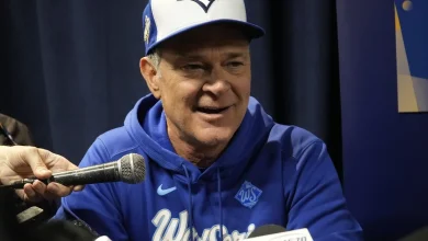 Phillies add Don Mattingly as bench coach