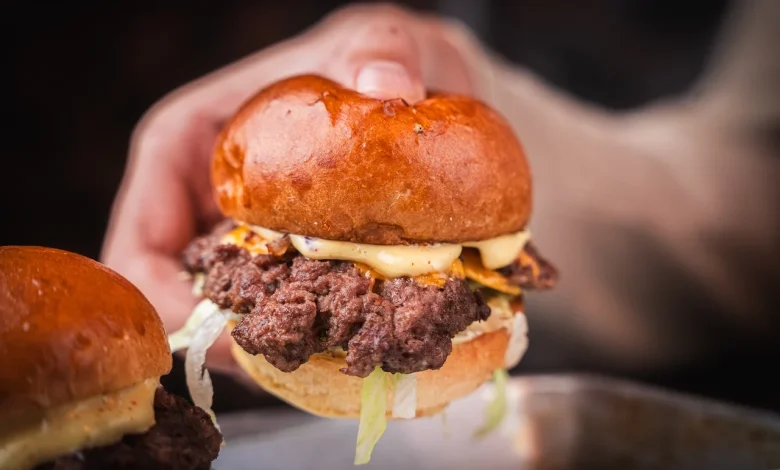 Popular burger chain was just named the worst in America, and the reviews are brutal