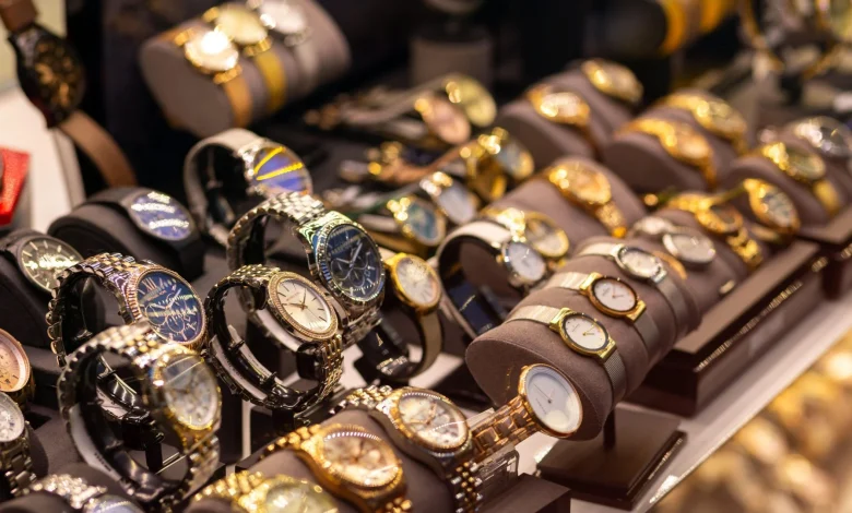 Popular jeweller with 47-year high street history on the brink of collapse as its owner calls in administrators