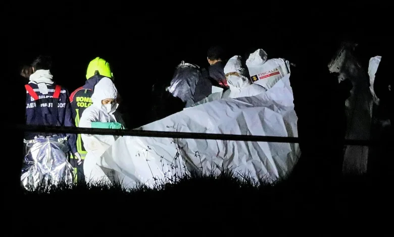 Popular young singer among 6 killed when plane crashes shortly after takeoff