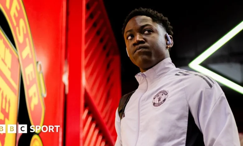 Premier League LIVE: Man United v Man City, Chelsea v Brentford, Tottenham Hotspur v West Ham United and more