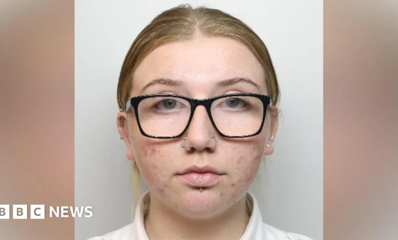 Prison officer who had sexual relationship with inmate is jailed