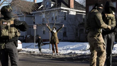 Protesters and federal agents repeatedly square off in Minnesota