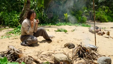 Rachel McAdams Thrives on a Desert Island