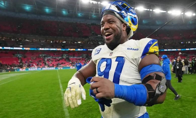 Rams stud DL exits early vs. Seahawks due to cramps