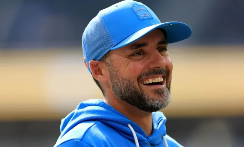 Ravens hire Chargers defensive coordinator Jesse Minter as head coach