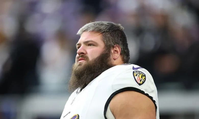 Ravens waive G Ben Cleveland