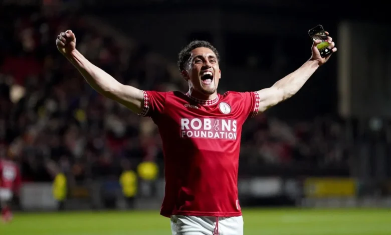 Reading sign Bristol City defender