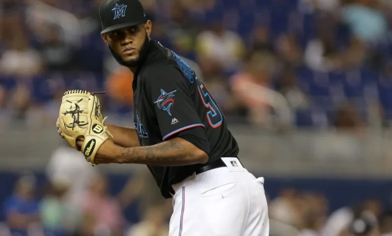 Red Sox Sign Tayron Guerrero To Minor League Deal