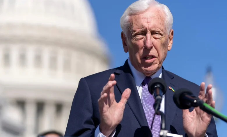 Rep. Steny Hoyer, the longest-serving House Democrat, to retire at the end of term : NPR