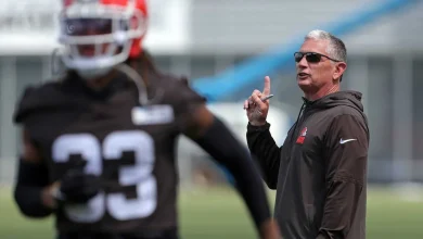 Report: Todd Monken open to keeping Jim Schwartz as DC in 2026