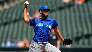 Report: White Sox, Serathony Dominguez agree to two-year, $20M deal