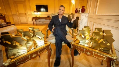 Robbie Williams Ends Tie With The Beatles for Most U.K. No. 1 Albums