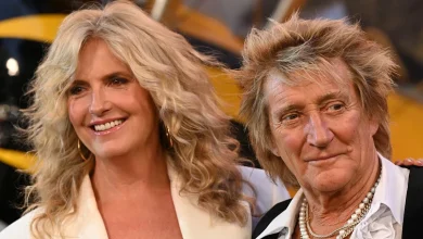 Rod Stewart shares rare glimpse of ornate corner of £4m Essex mansion with Penny Lancaster