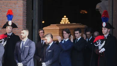 Rome holds funeral for fashion icon Valentino