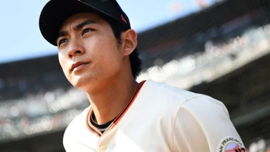 San Francisco Giants outfielder Jung Hoo Lee detained by immigration agents at LAX Airport, team confirms