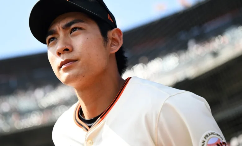 San Francisco Giants outfielder Jung Hoo Lee detained by immigration agents at LAX Airport, team confirms