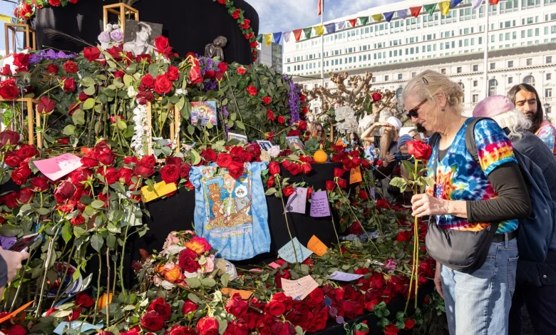 San Francisco Says Goodbye to Bobby Weir