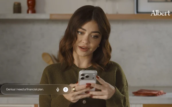 Sarah Hyland Stars In Ad For Albert Budgeting App Airing During NFL Playoffs 01/19/2026